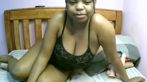 zariamonet online show from June 25, 8:10 pm