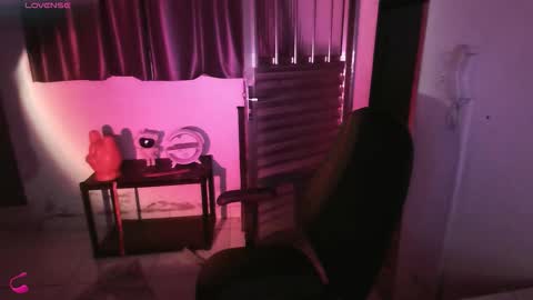 Zayra Pink online show from February 2, 1:15 am