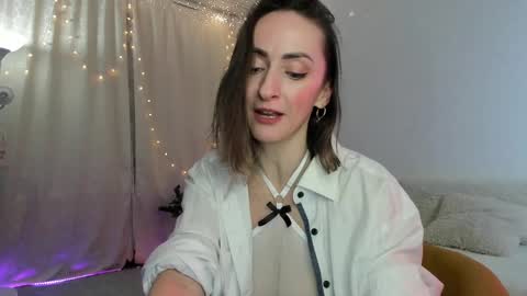 Snapshot of zefir_ka_ chatting on February 18, 4:16 pm Zefir ka online show from February 18, 4:16 pm