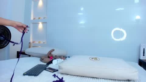 Snapshot of zenda_evans chatting on September 25, 4:44 am Zenda Evans online show from September 25, 4:44 am