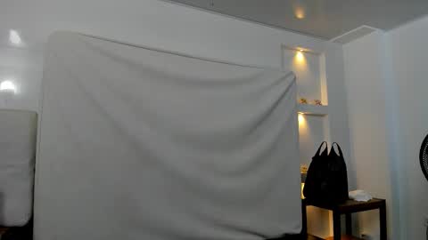 Snapshot of zenda_evans chatting on September 15, 3:37 am Zenda Evans online show from September 15, 3:37 am