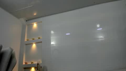 Zenda Evans online show from February 2, 3:38 am