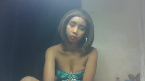 Snapshot of zeolineess chatting on October 13, 12:19 pm zeolineess online show from October 13, 12:19 pm