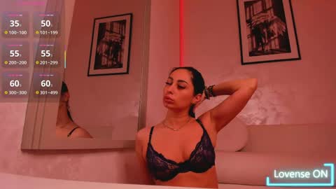 zeynepx online show from April 13, 6:03 am