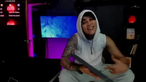 zhoestrong online show from July 7, 12:02 am