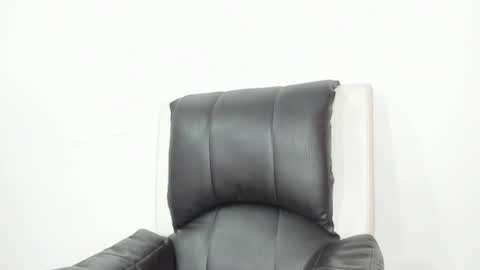 ziataylor online show from September 24, 9:14 pm