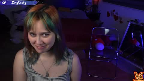 Snapshot of ziny_cosky chatting on February 28, 2:09 am Ziny Cosky online show from February 28, 2:09 am
