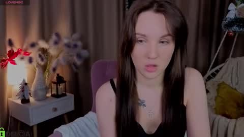 Zlata  Mon Tue Thu Fri Sun Sa GMT 3 0000pm - 0600pm  online show from January 14, 9:36 am