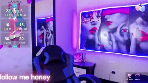 Z O E online show from February 3, 2:53 am