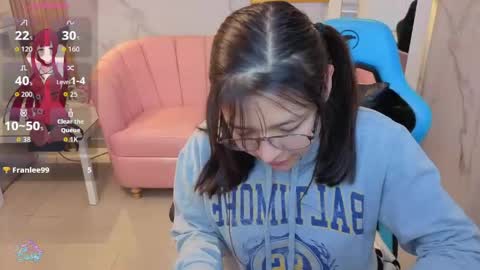 Zoe  online show from May 30, 12:36 pm