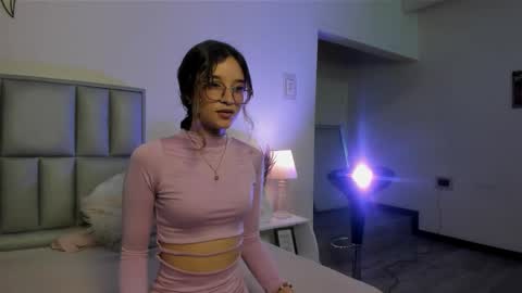 zoe_dear online show from March 11, 6:54 pm