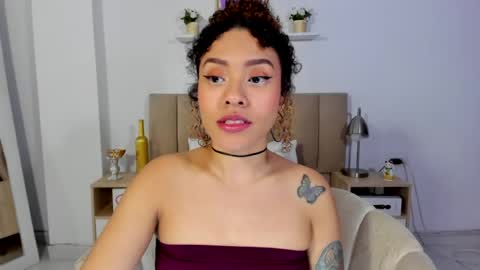 Zoe Gruber online show from July 24, 2:09 am