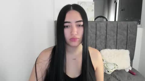 Snapshot of zoe_jones7 chatting on September 12, 4:13 am zoe_jones7 online show from September 12, 4:13 am