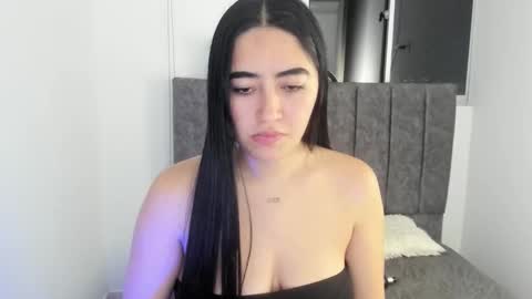Snapshot of zoe_jones7 chatting on September 24, 5:50 am zoe_jones7 online show from September 24, 5:50 am