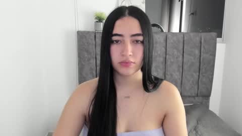 Snapshot of zoe_jones7 chatting on September 11, 4:13 am zoe_jones7 online show from September 11, 4:13 am