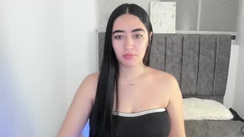 Snapshot of zoe_jones7 chatting on October 10, 3:55 am zoe_jones7 online show from October 10, 3:55 am
