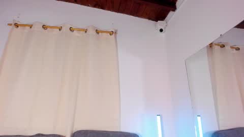 Snapshot of zoe_roux210949 chatting on March 12, 12:10 am Zoe online show from March 12, 12:10 am