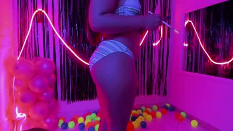 Snapshot of zoe_roux210949 chatting on January 26, 3:06 am Zoe online show from January 26, 3:06 am