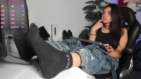 Zoe online show from November 29, 1:15 pm