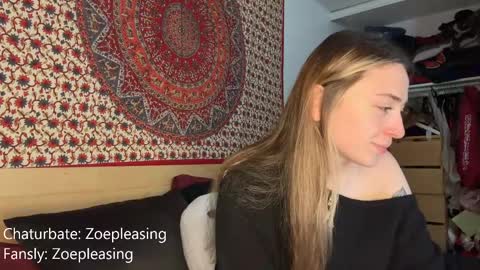 Snapshot of zoepleasing chatting on September 24, 12:31 am zoepleasing online show from September 24, 12:31 am