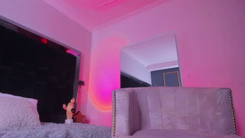 Snapshot of zoevidal_ chatting on January 11, 11:56 am zoevidal_ online show from January 11, 11:56 am