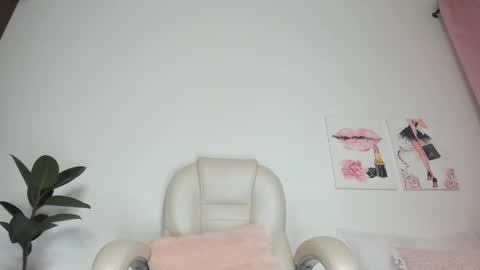 Snapshot of zofhia_xiaho chatting on September 13, 4:53 am Zofhia online show from September 13, 4:53 am