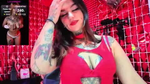 Zoee  online show from February 17, 1:16 am