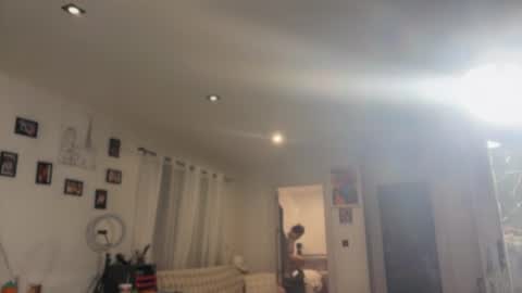 Melani online show from July 7, 10:01 pm