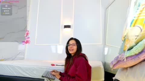 Violeta online show from April 12, 11:57 am