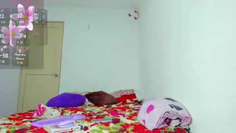 Snapshot of zule__williams chatting on February 23, 11:36 am zule online show from February 23, 11:36 am