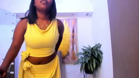 ZURY online show from May 25, 12:37 pm