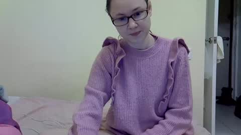 Snapshot of zyuhre chatting on February 17, 9:21 pm Zyuhre online show from February 17, 9:21 pm