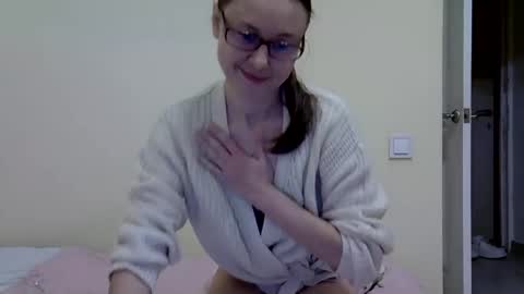 Snapshot of zyuhre chatting on December 3, 1:06 am Zyuhre online show from December 3, 1:06 am
