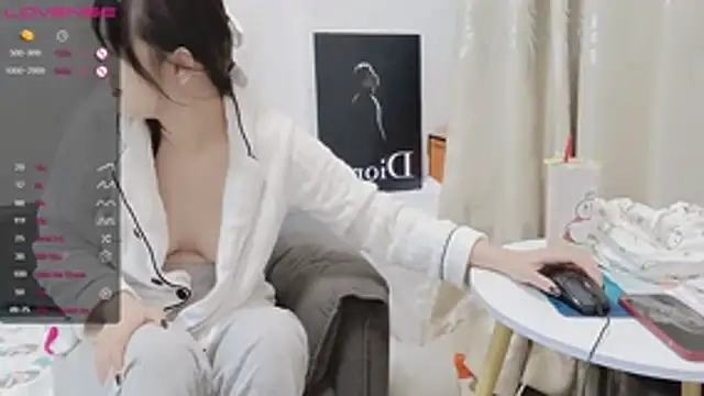 lemon-R online show from December 15, 5:51 pm