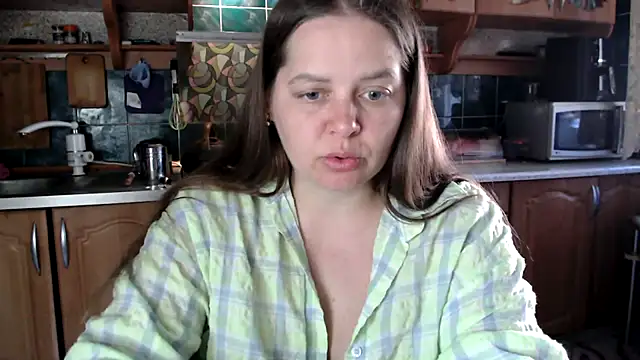 uliastar online show from July 11, 5:51 am