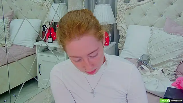 Snapshot of TinaBrook chatting on September 23, 3:59 am TinaBrook online show from September 23, 3:59 am