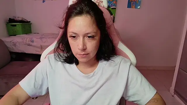 MommyMiaWs online show from July 14, 2:33 pm