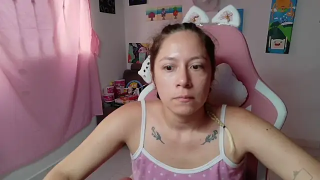 MommyMiaWs online show from February 4, 2:53 pm