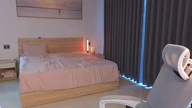 DjennaPalme online show from April 1, 12:22 am