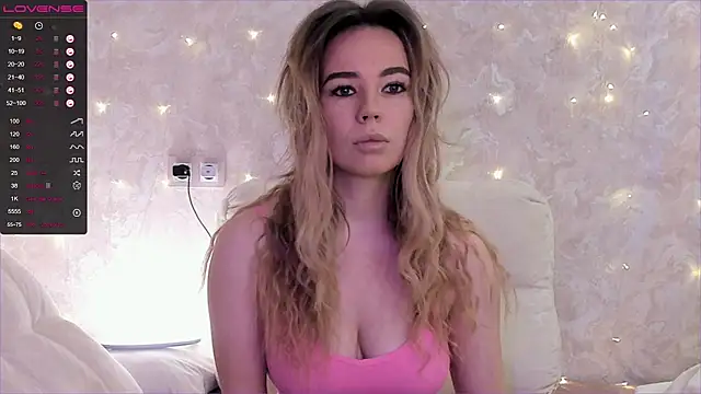 Snapshot of EvaSileZ chatting on September 12, 8:12 am EvaSileZ online show from September 12, 8:12 am