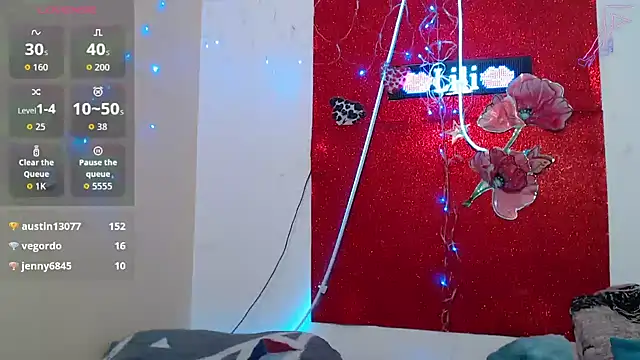 liliimilf online show from March 22, 9:54 pm