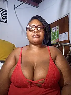 YELLOW BONE online show from February 3, 9:18 pm