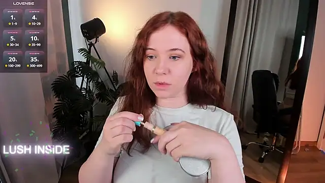 Pretty Alison online show from July 24, 2:15 pm