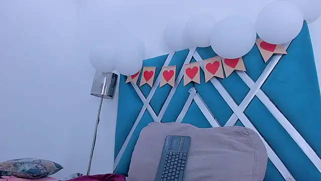 veronica salas online show from February 19, 8:18 pm