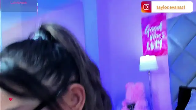 TaylorEvanss online show from September 30, 9:08 pm