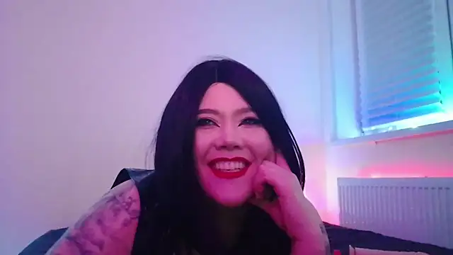 wickedxqueen online show from October 31, 8:02 pm