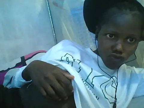 African qwene online show from November 1, 3:16 pm