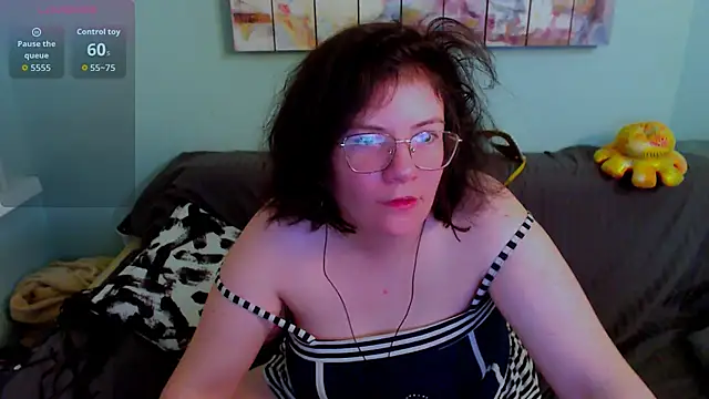 EverlyRays online show from June 21, 5:17 pm