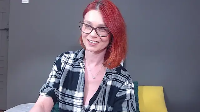 AugustStormS online show from April 14, 8:42 pm