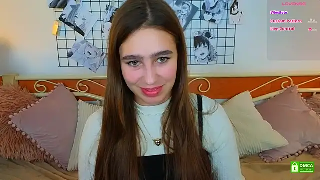  Eliizabeth  online show from April 10, 9:21 pm